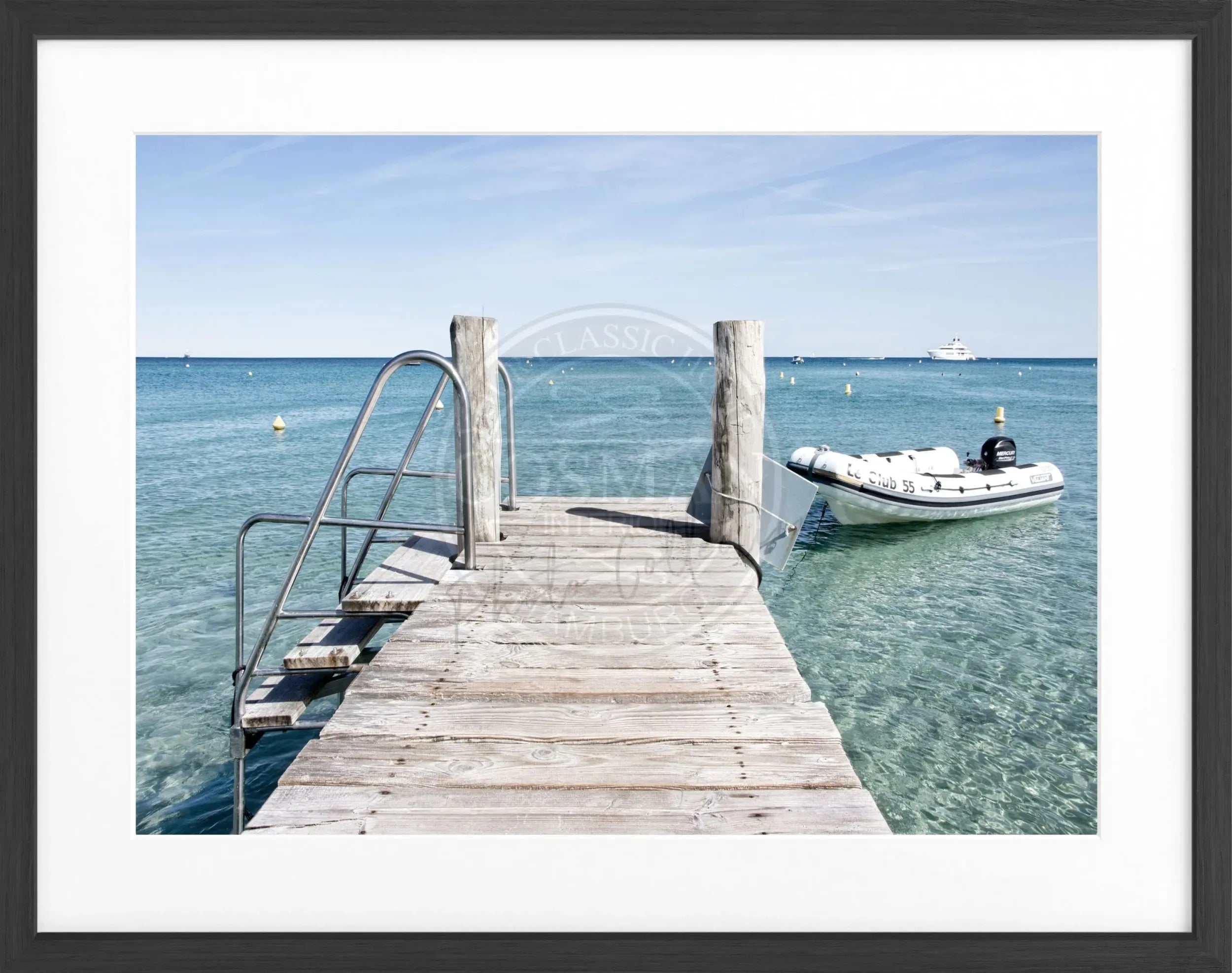 Schwarz-weiß Poster mit Rahmen ’Steg’ Saint Tropez ST23 von Cosman-Photocollection, 31x25 cm, dekoratives Wandbild