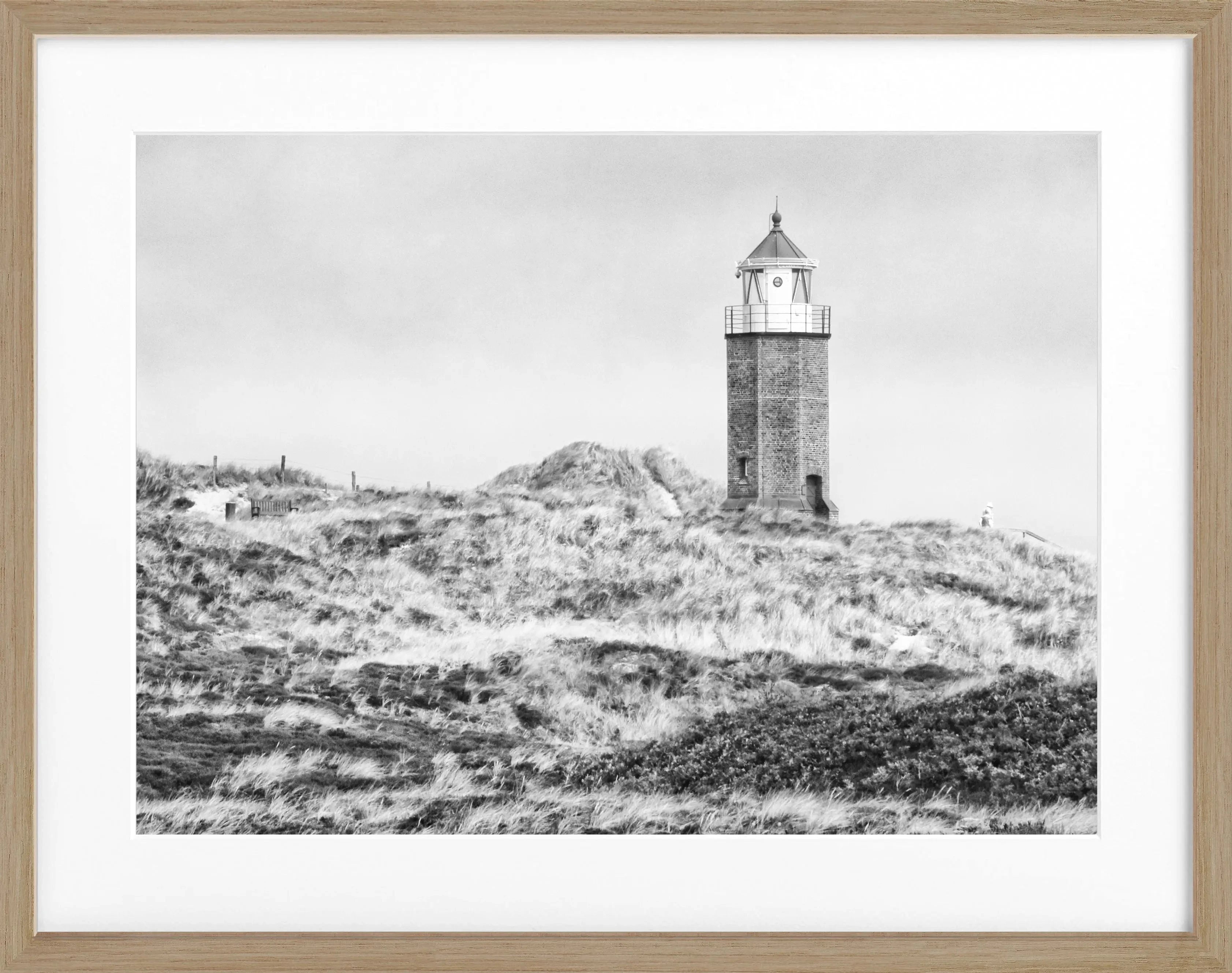 Schwarz-weiß Poster von Cosman-Photocollection mit Rahmen, zeigt Dünen und Kampen auf Sylt, Maße 31x25 cm.