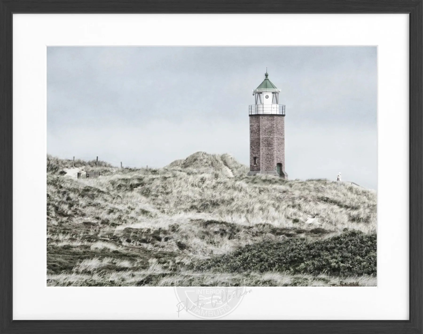 Schwarz-weiß Poster mit Rahmen von Cosman-Photocollection, Motiv der Dünen in Kampen auf Sylt, 31x25 cm.