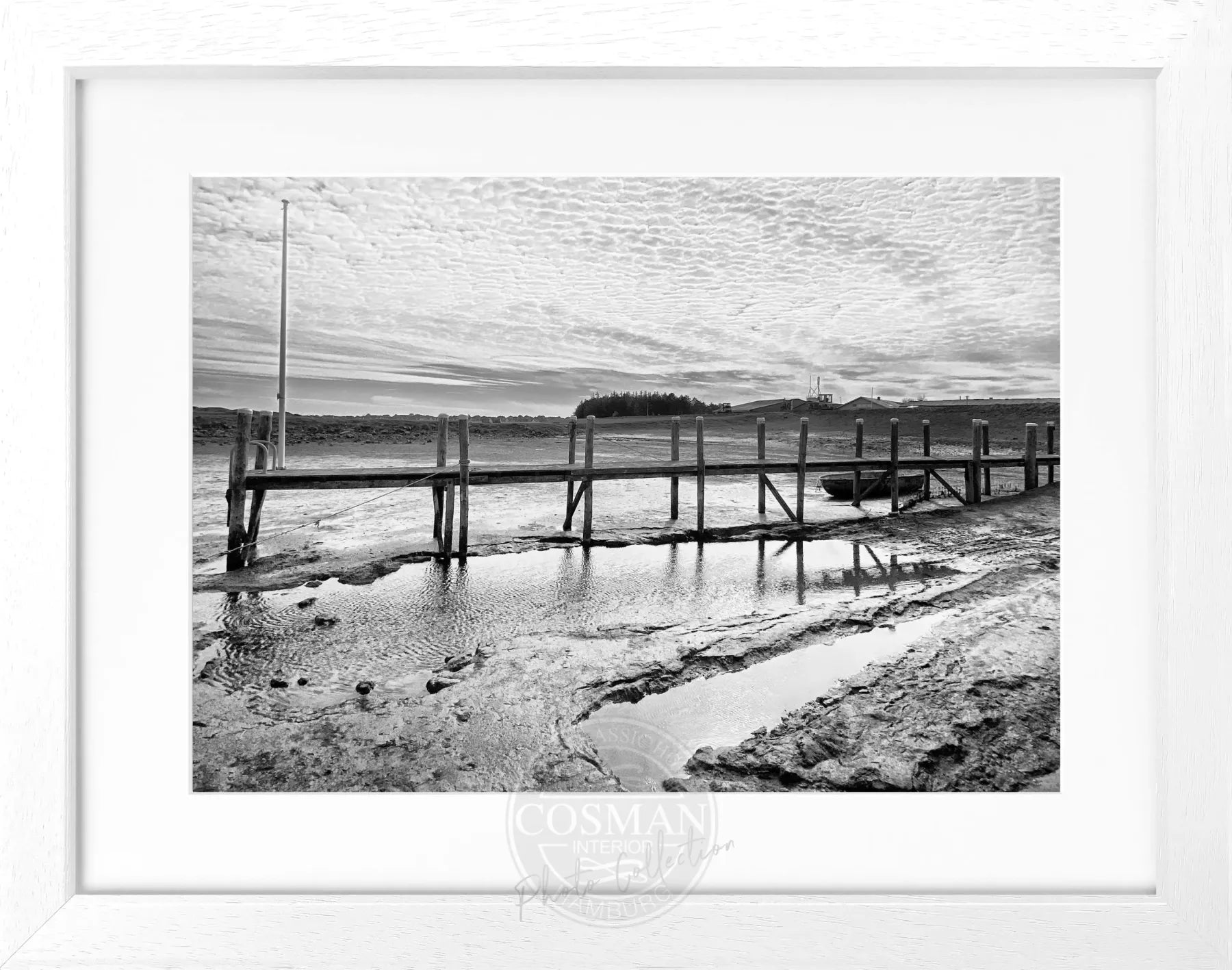 Schwarz-weiß Poster mit Rahmen von Cosman-Photocollection, Hamburg-Sylt Rantum Hafen, 31x25 cm, maritime Meereslandschaft