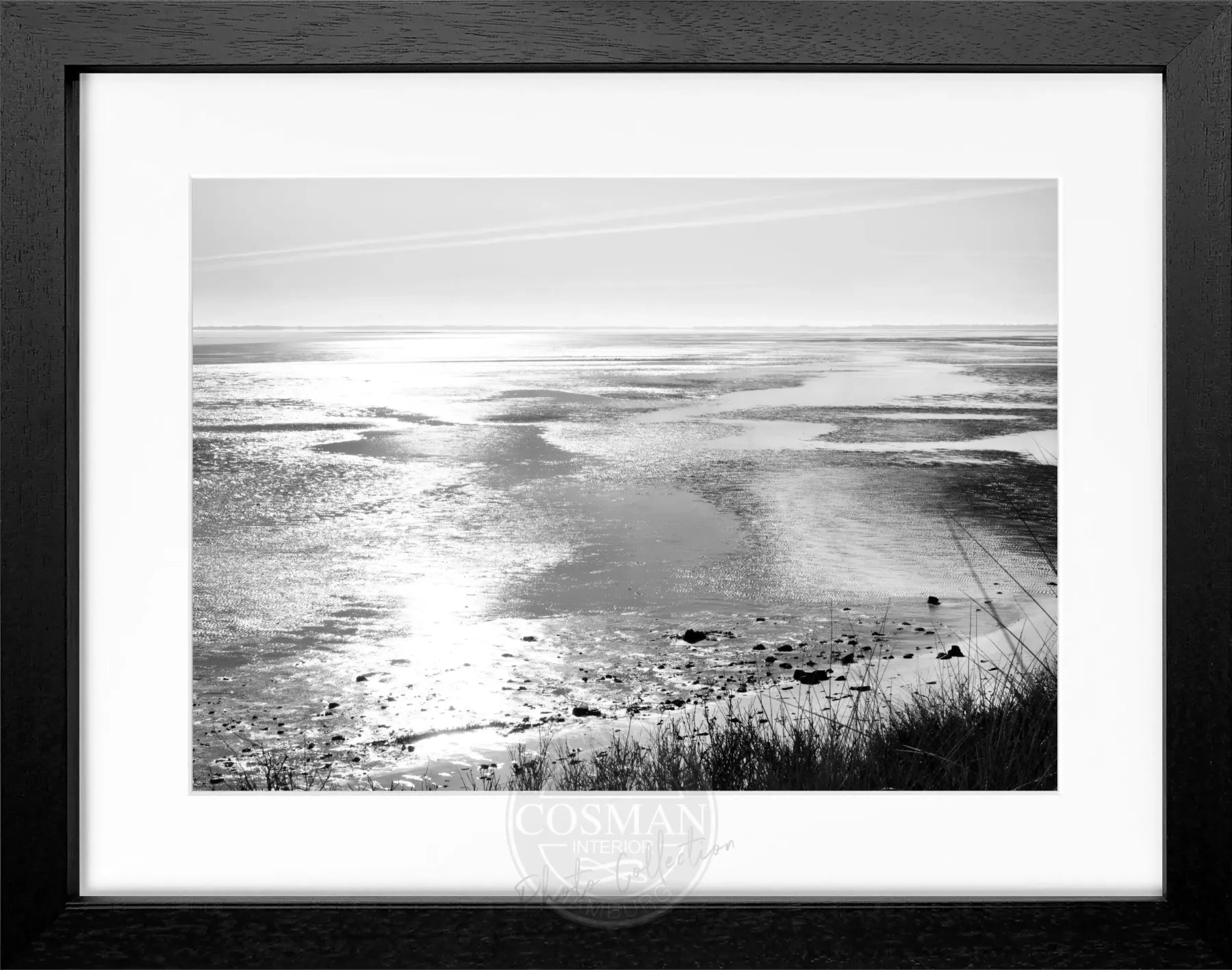 Schwarz-weiß Poster mit Rahmen von Cosman-Photocollection, Motiv Sylt Wattenmeer, 31x25 cm, Wanddekoration