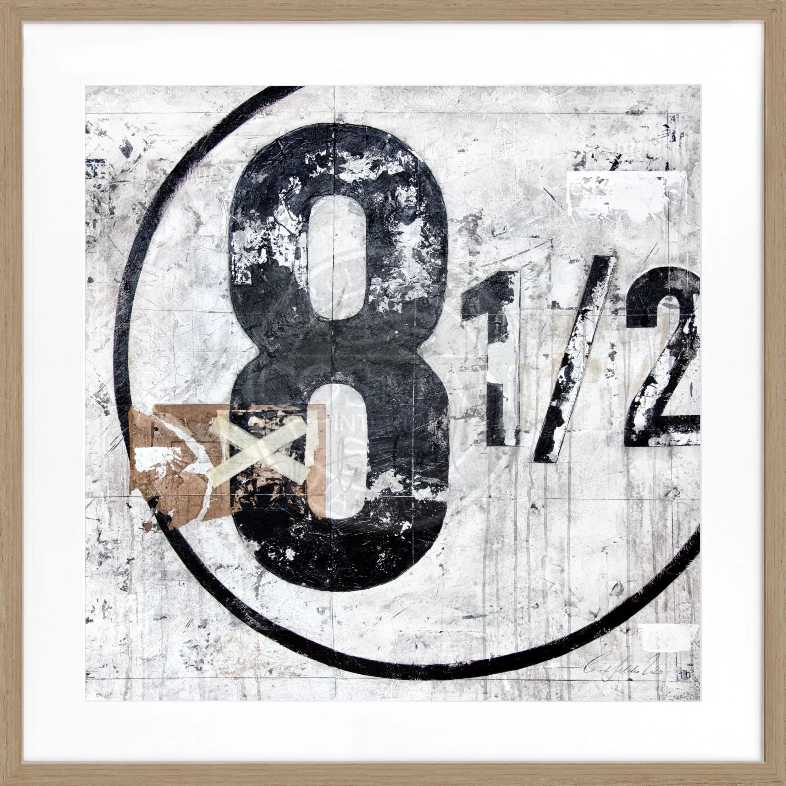 Schwarzweiß-Poster mit Rahmen ’achteinhalb’ von Cosman-Photocollection, quadratisch 55x55cm, modernes Wandbild.