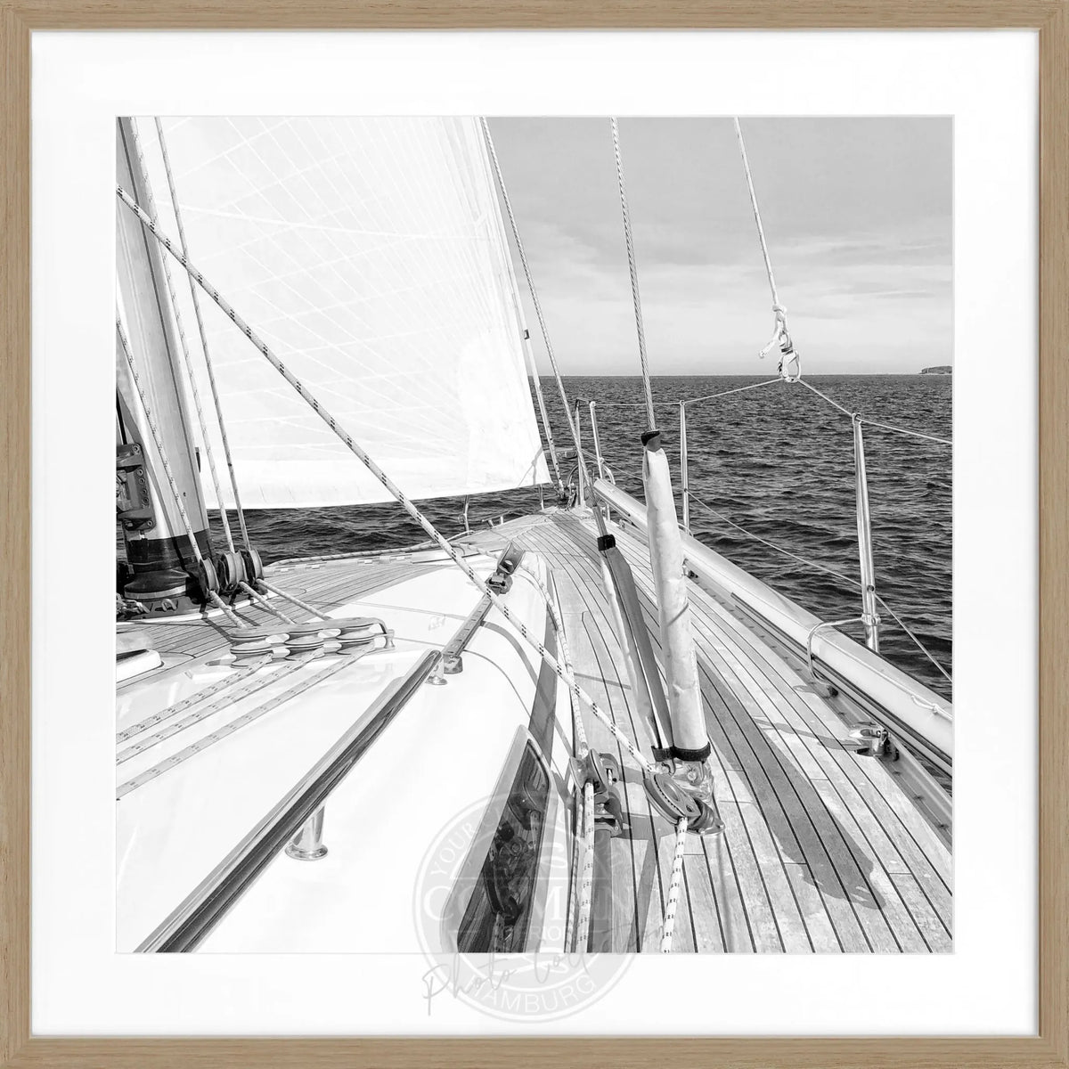 Schwarz-weiß Poster mit Rahmen, Segelboot-Motiv, von Cosman-Photocollection, quadratisch 55x55 cm, elegante Wanddekoration