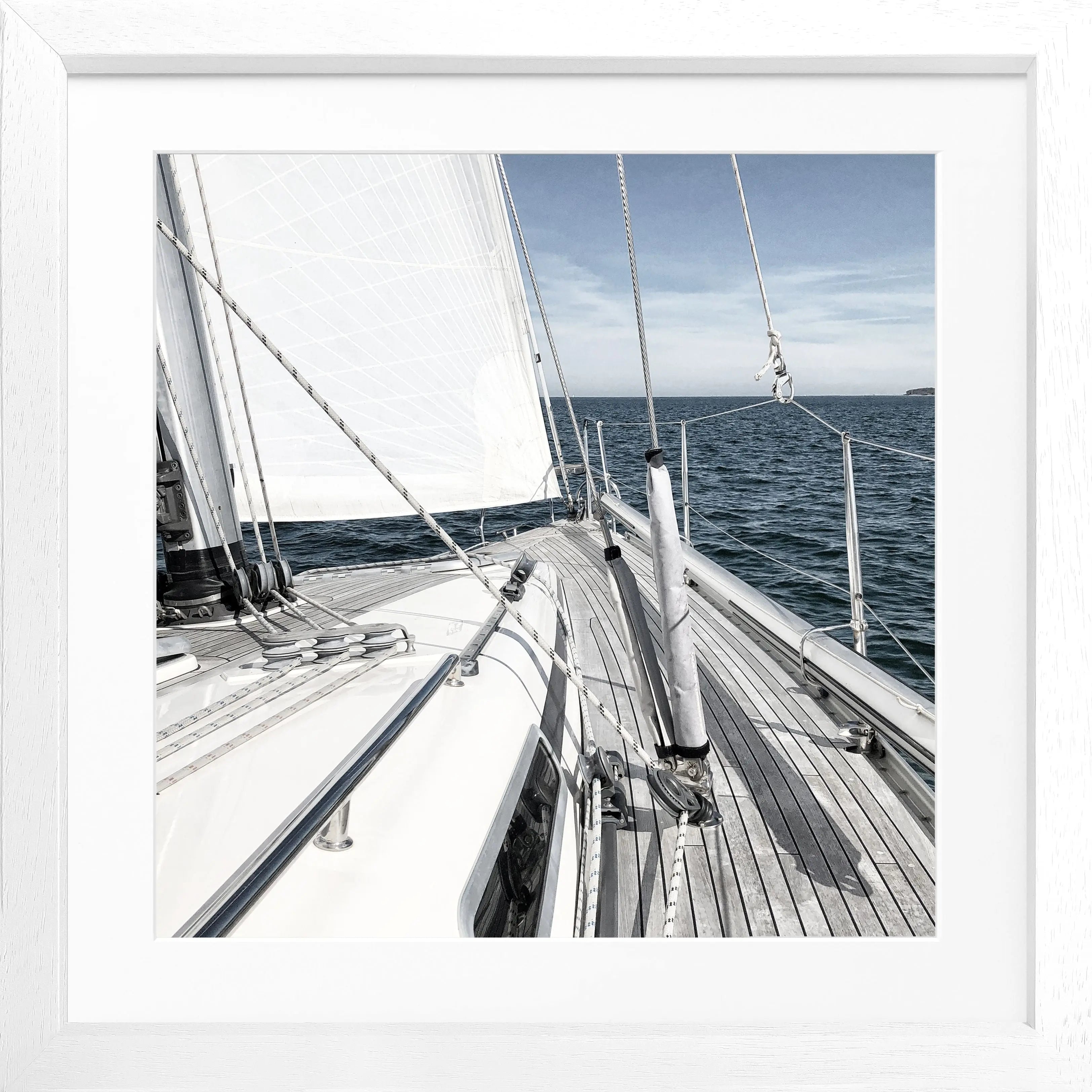 Schwarz-weiß Poster mit Rahmen, Segelboot, von Cosman-Photocollection, quadratisch 55x55cm, maritime Dekoration