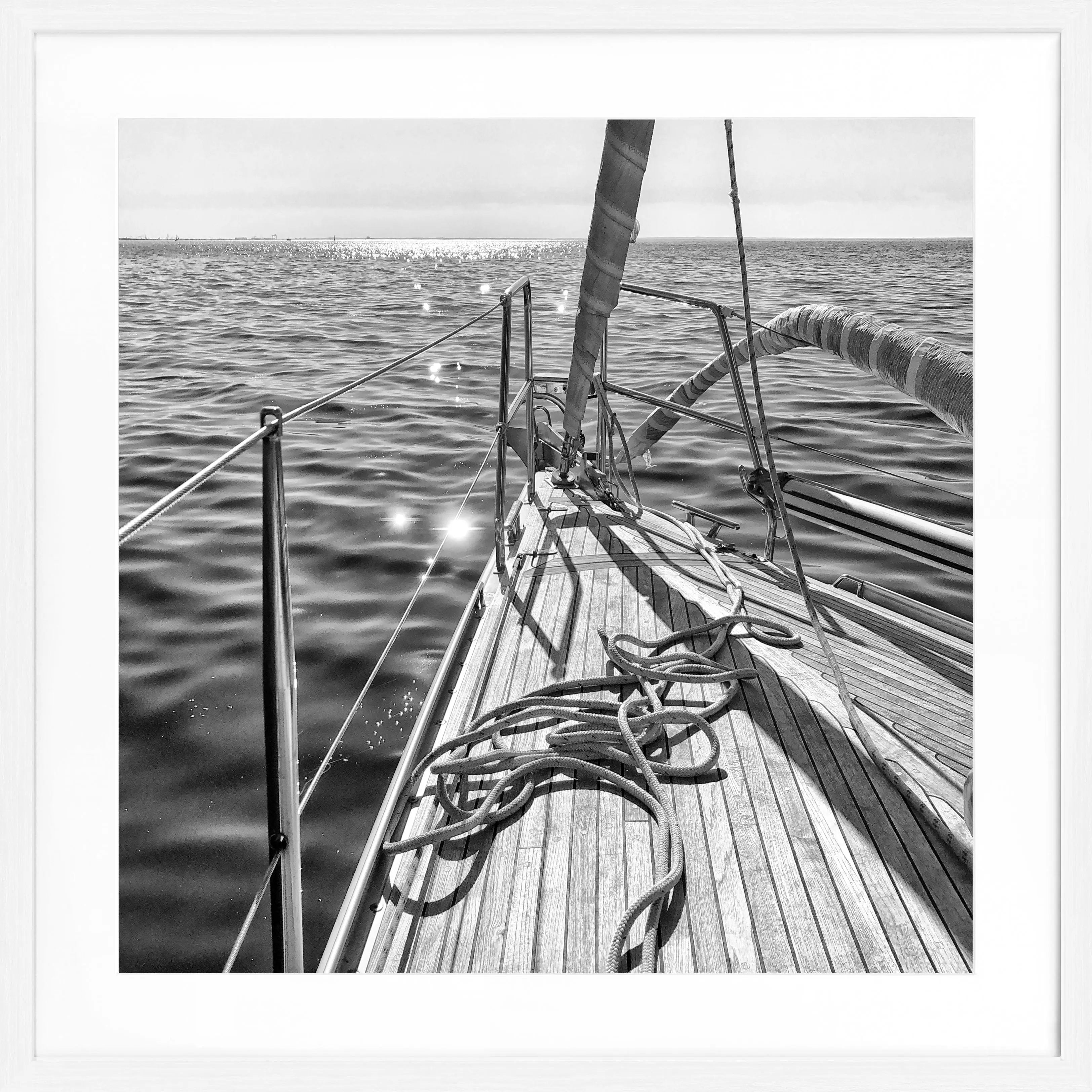 Schwarz-weiß Poster mit Rahmen von Cosman-Photocollection, Segelboot Motiv, quadratisch 55x55cm, Wanddekoration