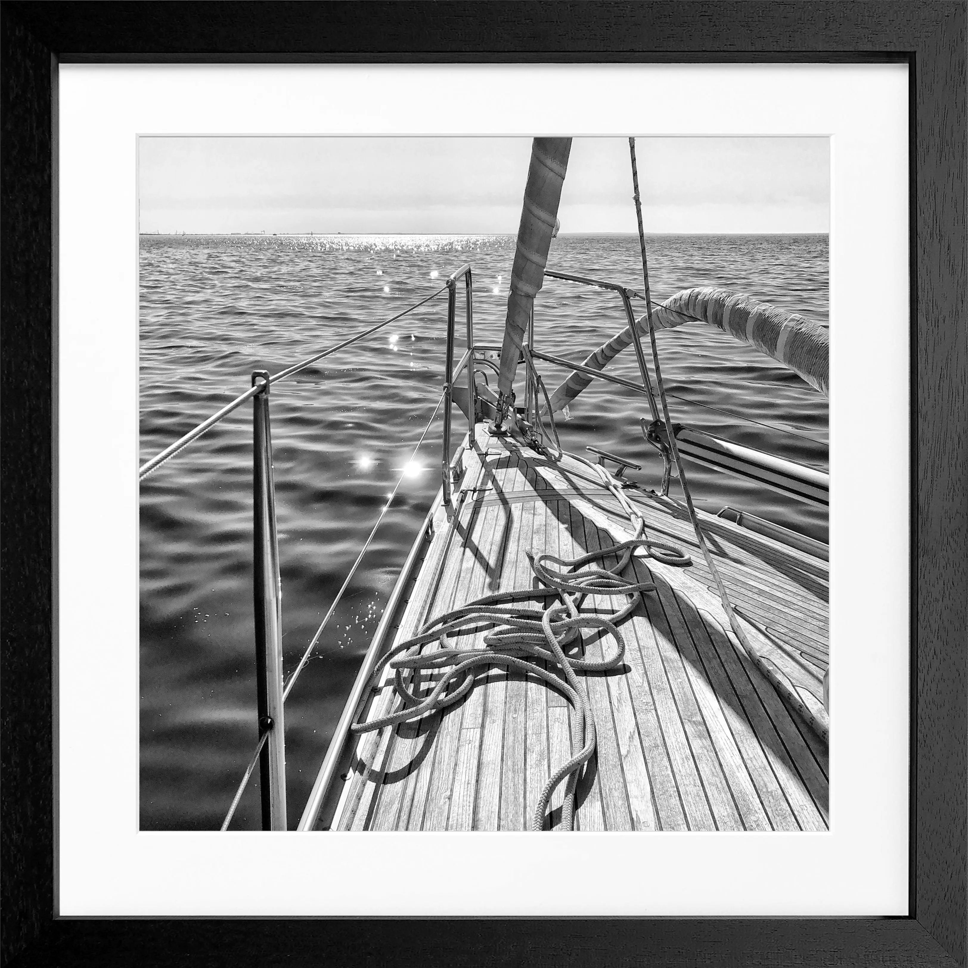 Schwarz-weiß Poster mit Rahmen, Segelboot-Motiv, von Cosman-Photocollection, 55x55cm, quadratisch, elegante Wanddekoration