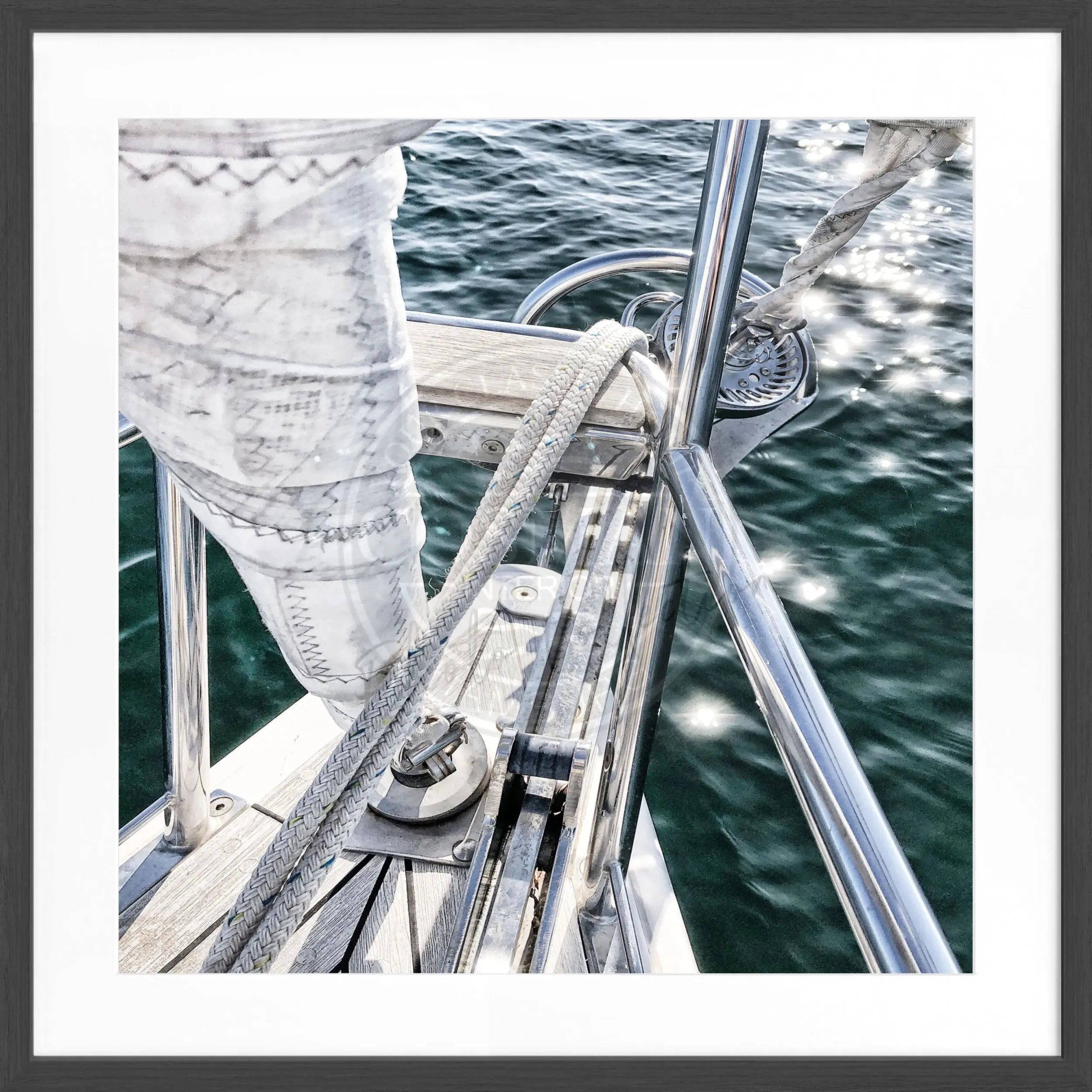 Schwarz-weiß Poster mit Rahmen, Segelboot-Motiv, von Cosman-Photocollection, quadratisch 55x55cm, moderne Wanddekoration