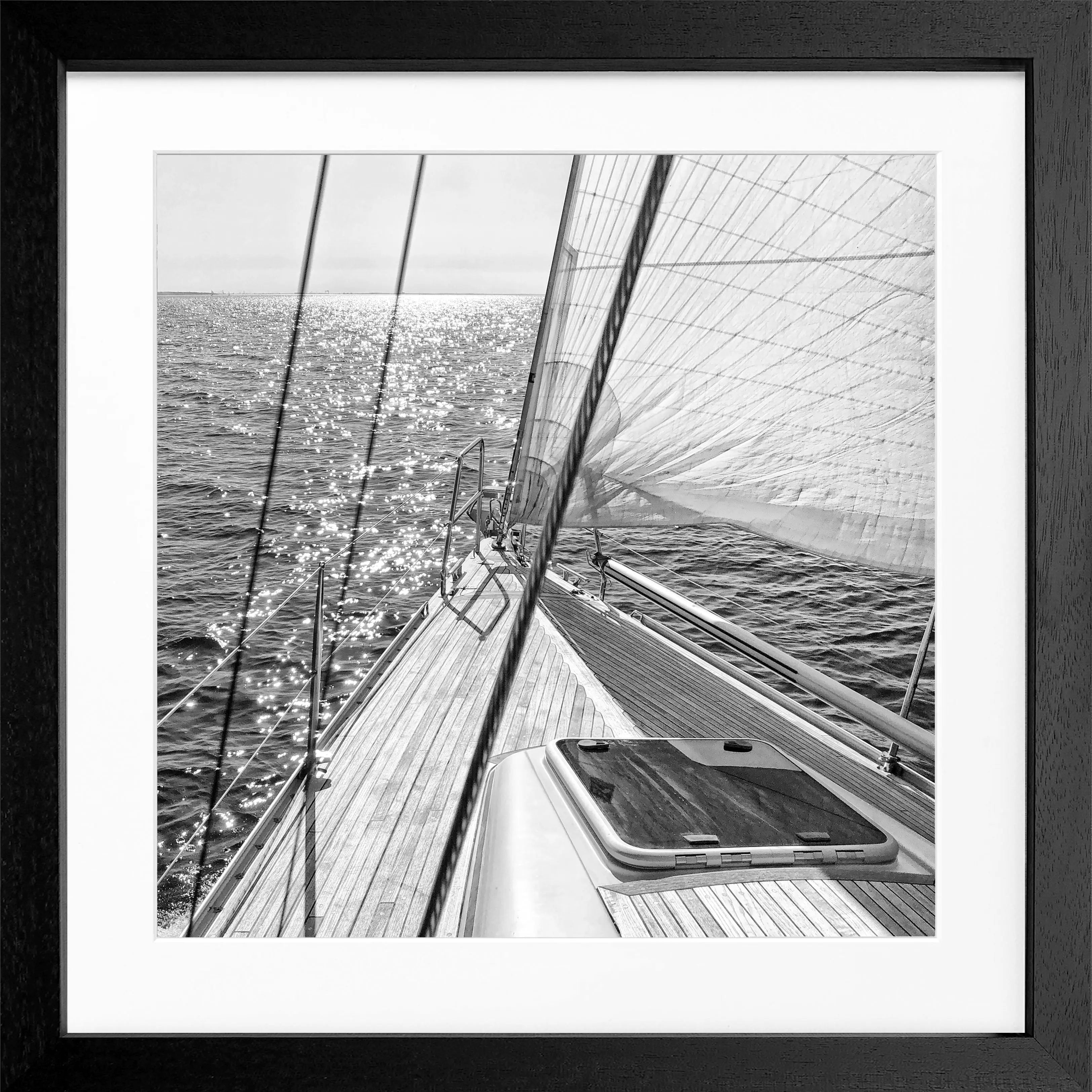 Schwarz-weiß Poster mit Rahmen, Segelboot Motiv, von Cosman-Photocollection, 55x55 cm, quadratisch, elegantes Wandbild