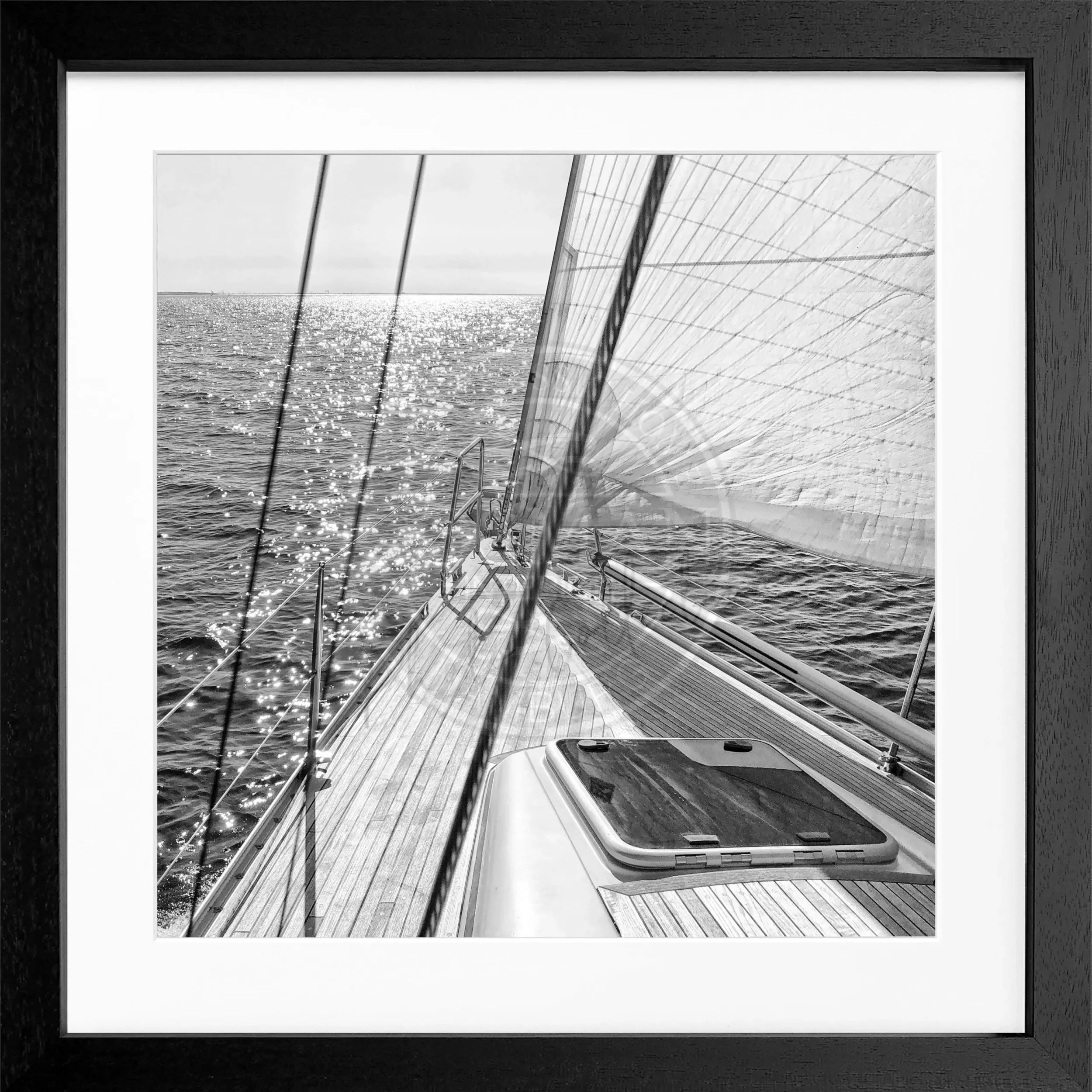 Schwarz-weiß Poster mit Rahmen, Segelboot Motiv, von Cosman-Photocollection, 55x55 cm, quadratisch, elegantes Wandbild