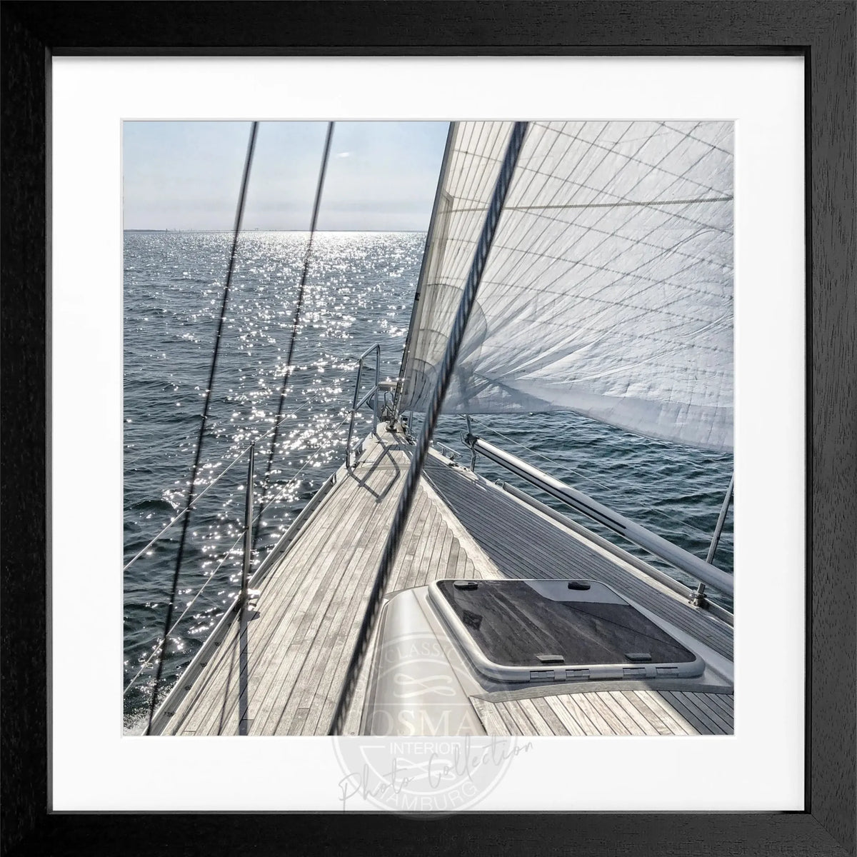 Schwarz-weiß Poster mit Rahmen von Cosman-Photocollection, Segelboot Motiv, quadratisch 55x55cm, Wanddekoration