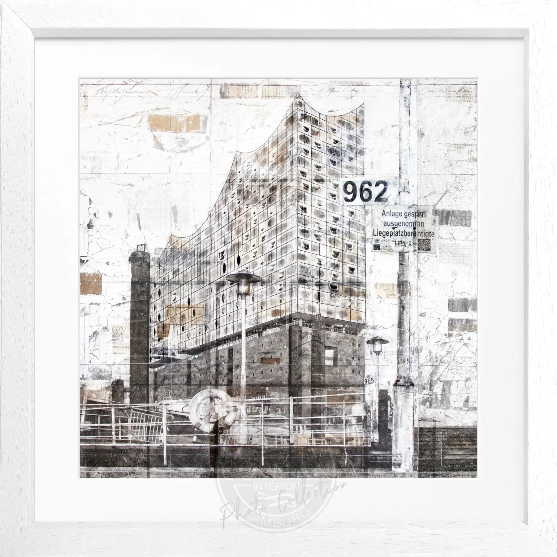 Schwarz-weißes Poster mit Rahmen der Elbphilharmonie Hamburg, 55x55 cm, von Cosman-Photocollection, quadratisches Design