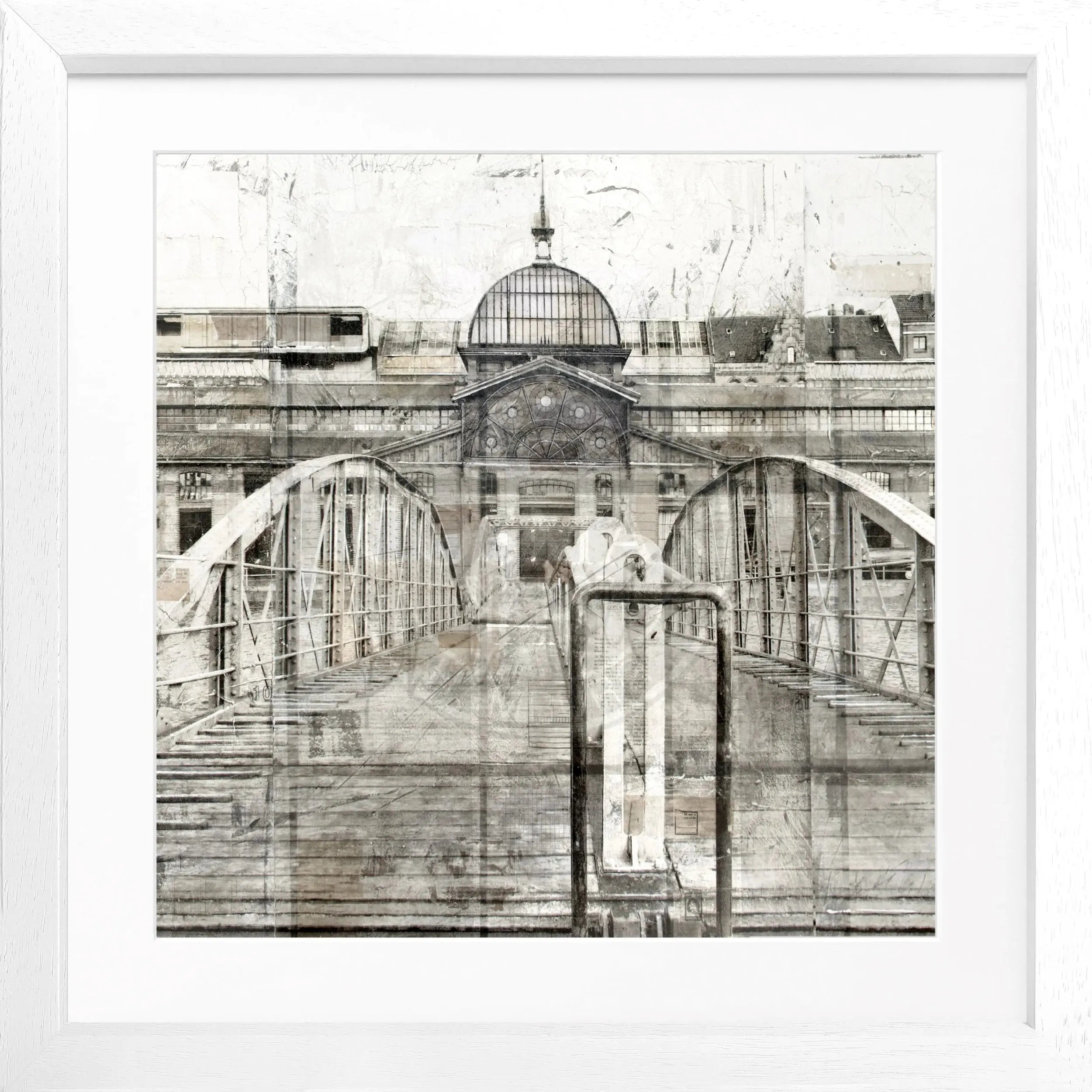 Schwarzes quadratisches Poster mit Rahmen, zeigt die Fischauktionshalle im Hamburger Hafen, von Cosman-Photocollection.