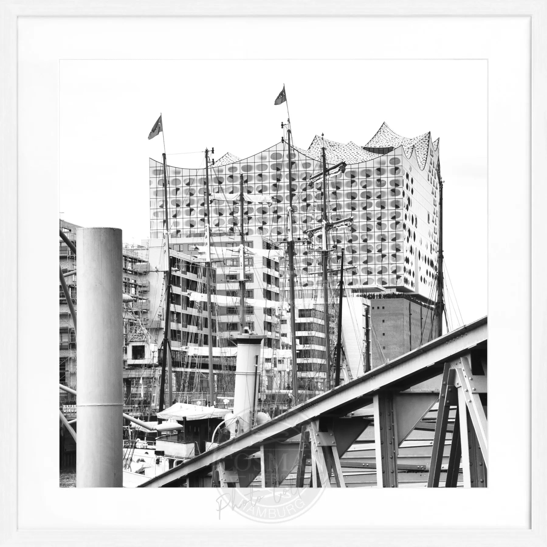 Schwarz-weißes Poster mit Rahmen, Hamburg Elphi, Cosman-Photocollection, 55x55cm, quadratisches Wandbild