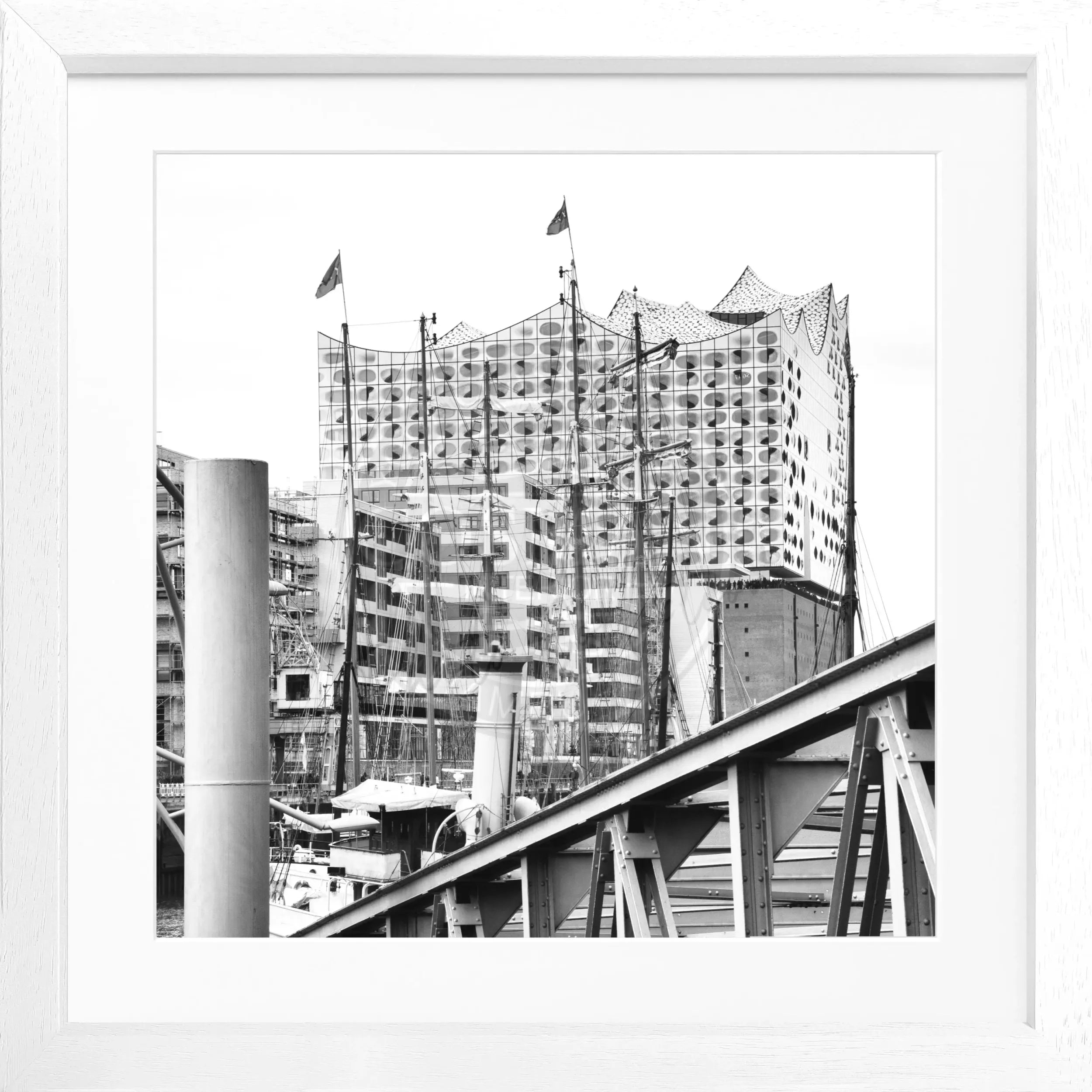 Schwarz-weißes Poster mit Rahmen, Hamburg Elphi, von Cosman-Photocollection, quadratisch 55x55cm, Wanddekoration