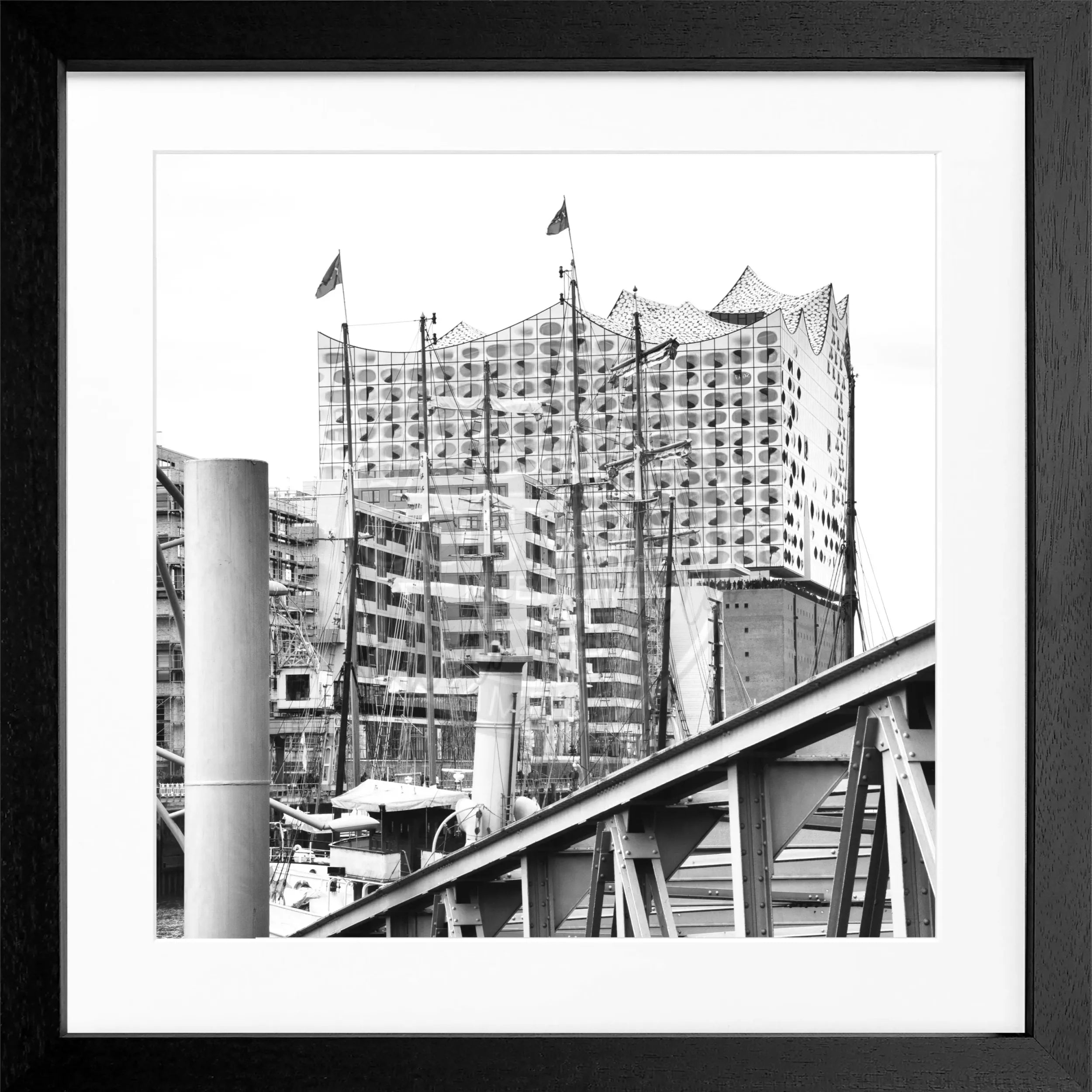 Schwarz-weißes Poster mit Rahmen von Cosman-Photocollection, Hamburg ’Elphi’ in 55x55cm als Wanddekoration