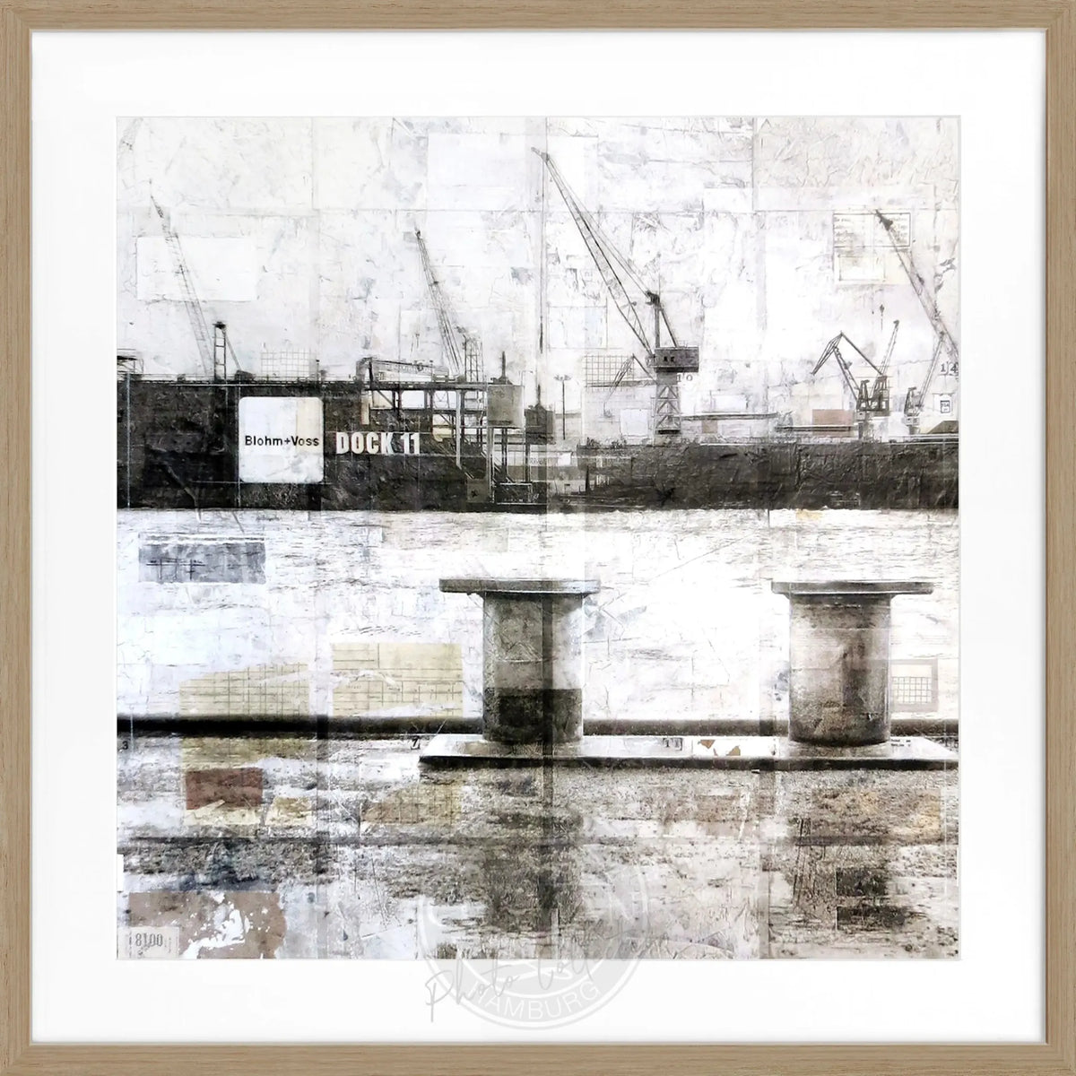 Schwarzweiß-Poster mit Rahmen ’Poller Hafen’ Hamburg von Cosman-Photocollection, quadratisches Bild, 55x55 cm