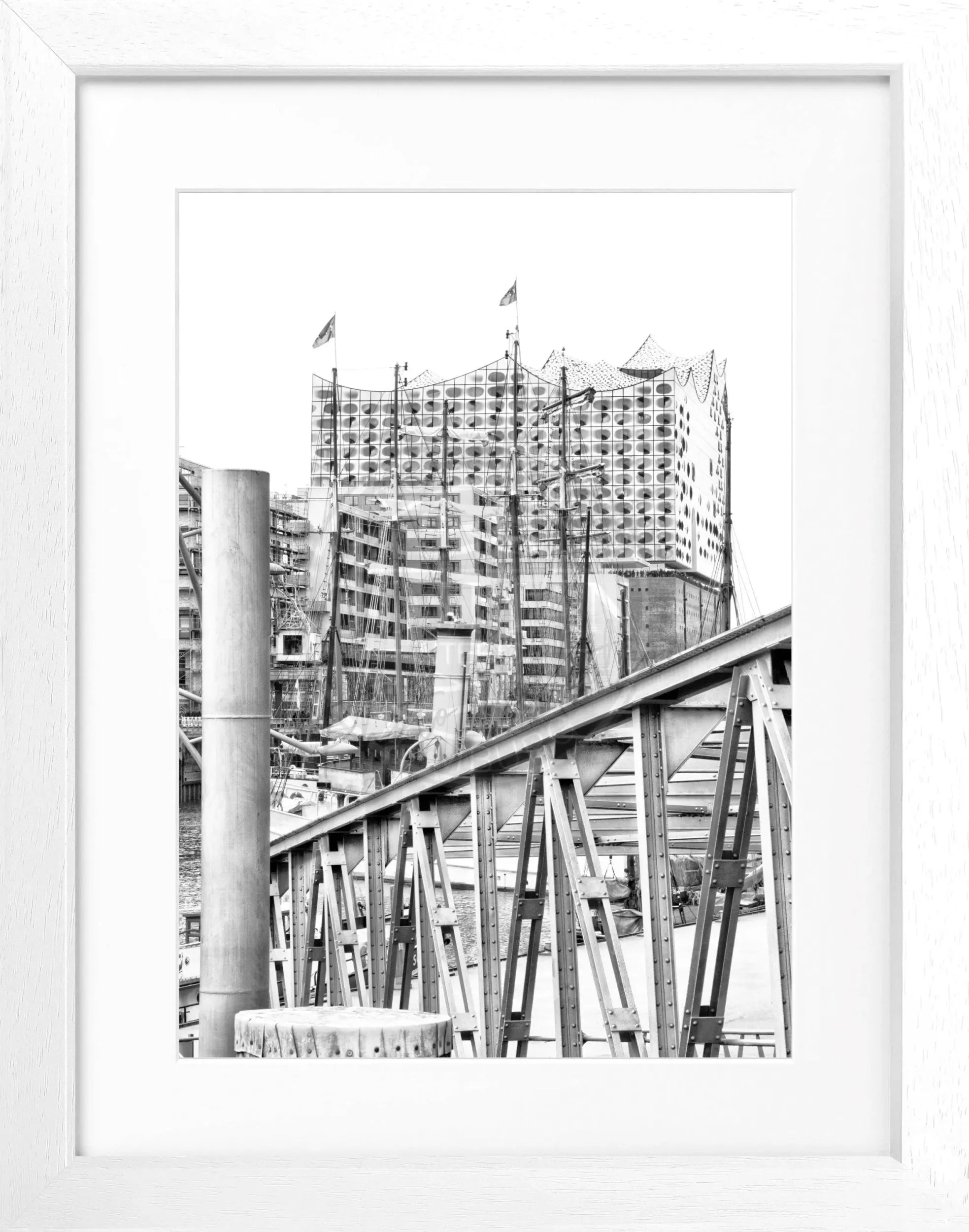 Schwarz-weiß Poster Hamburg Elphi 2 von Cosman-Photocollection in Rahmen, stilvolle Wanddekoration, 25x31 cm