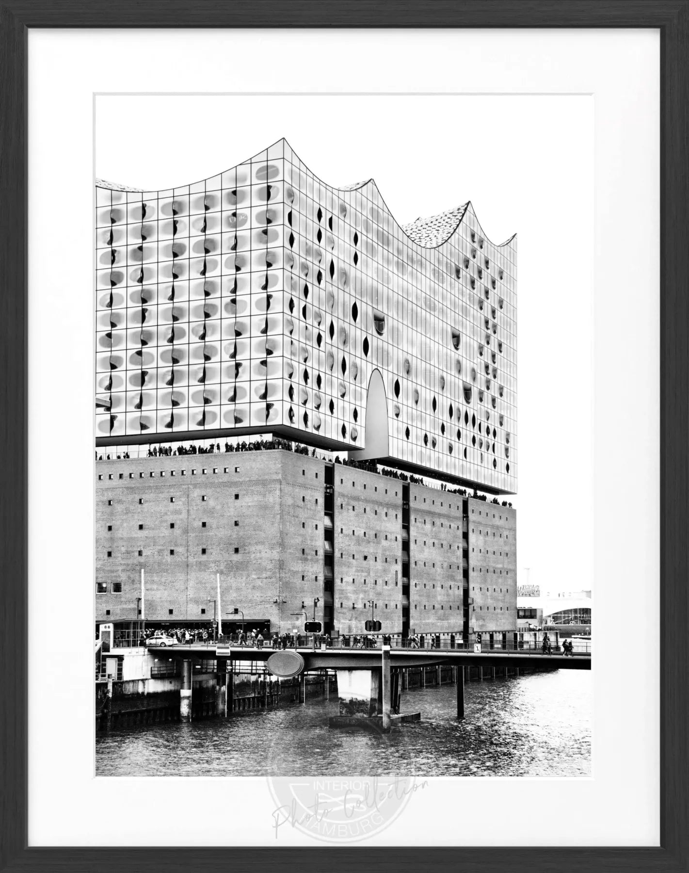 Schwarz-weiß Poster Hamburg Elphi mit Rahmen, stilvolle Wanddekoration von Cosman-Photocollection, 25x31 cm