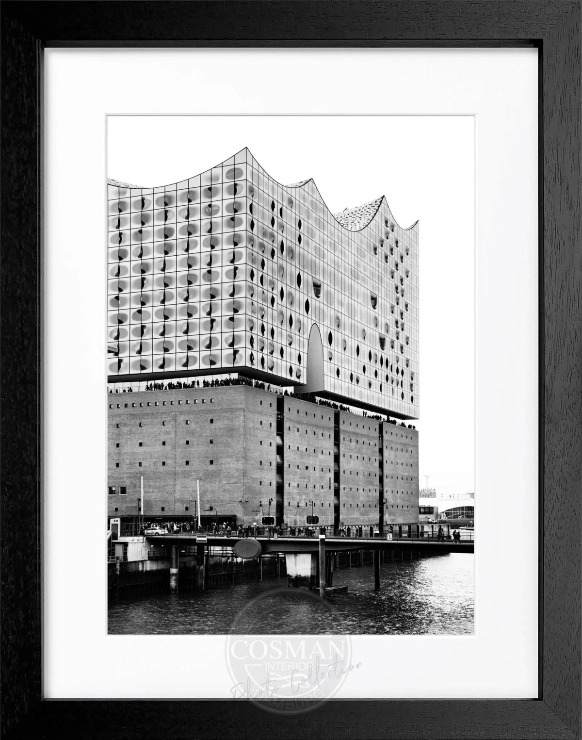 Schwarzweiß-Poster Hamburg Elphi mit Rahmen, stilvolle Wanddekoration von Cosman-Photocollection, 25x31 cm