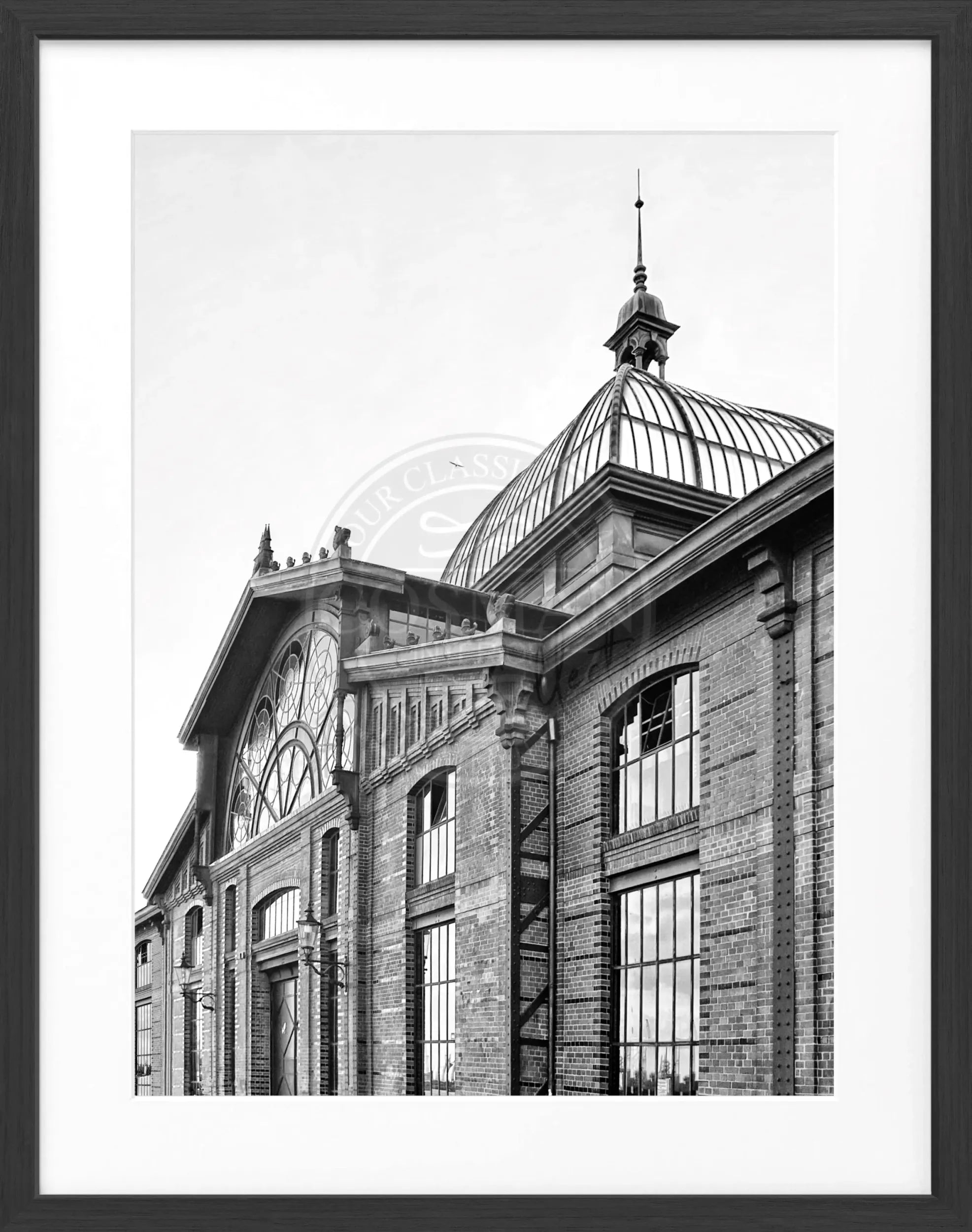 Schwarz-weißes Poster mit Rahmen, Hamburg Hafen Fischmarkt, von Cosman-Photocollection, 25x31 cm, maritime Stadtansicht