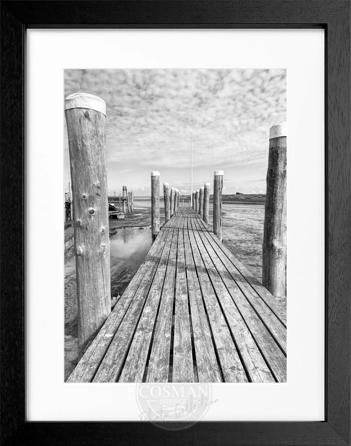 Schwarz-weiß Poster mit Rahmen von Rantum Hafen Sylt, von Cosman-Photocollection, 25x31 cm, maritime Kulisse