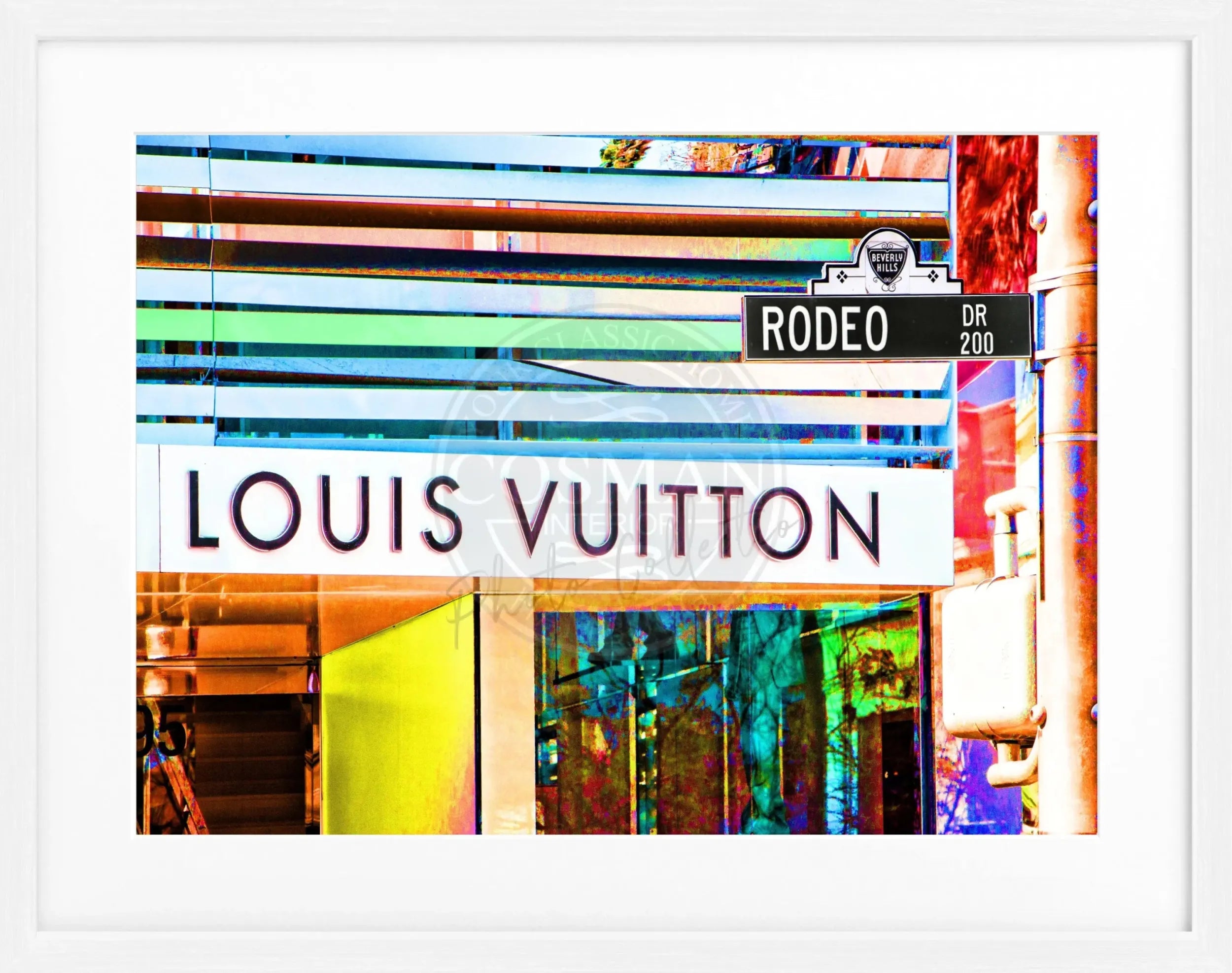 Gerahmtes Poster ’Color Edition’ Kalifornien Beverly Hills mit Louis Vuitton Motiv von Cosman-Photocollection, 31x25cm