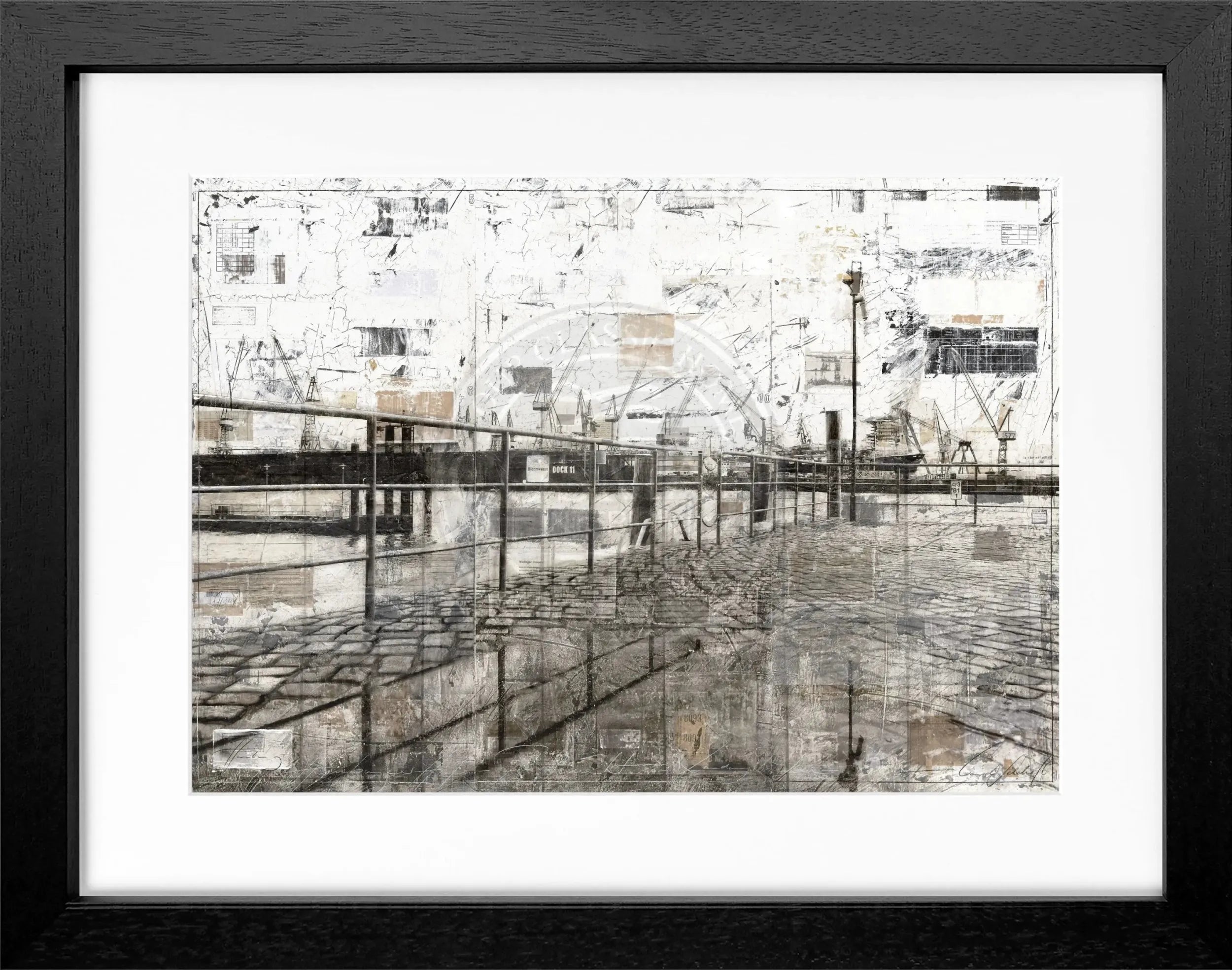 Schwarzes Poster mit Rahmen von Cosman-Photocollection, Hafen Hamburg, 31x25cm, Fotografie mit maritimen Hafenmotiv.