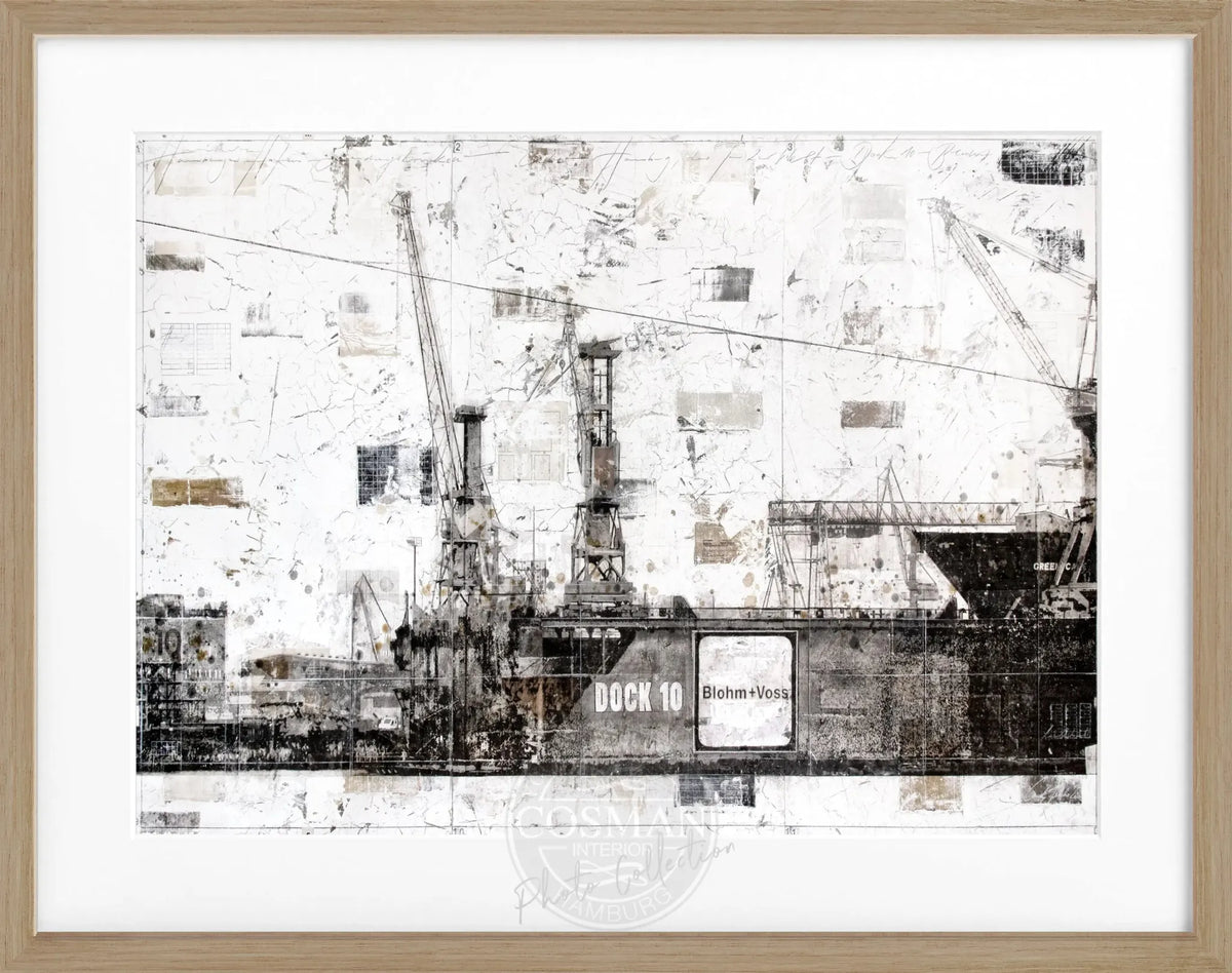 Schwarzweiß Poster mit Rahmen von Hamburg Dock 10 von Cosman-Photocollection, 31x25cm, urbanes Hafenmotiv