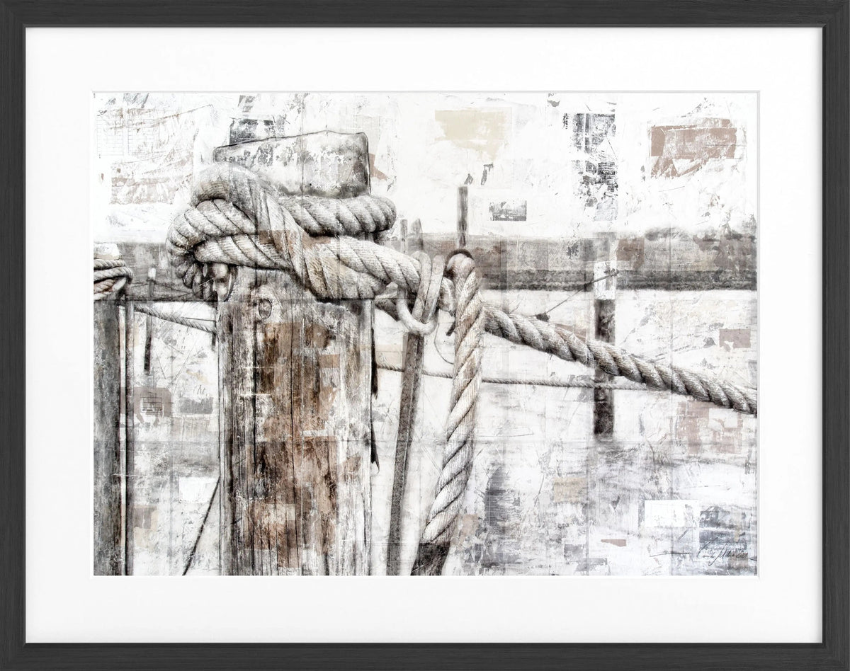 Schwarz-weißes Poster mit Rahmen ’Poller’ Sylt von Cosman-Photocollection, 31x25cm, dekoratives Wandbild