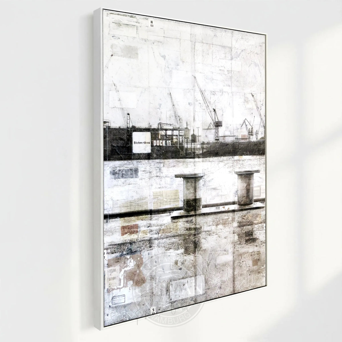 Wandbild Hamburg Hafen mit Pollern, Druck auf Leinwand, Schattenfuge, 95x125 cm, von Cosman-Photocollection in Schwarz.