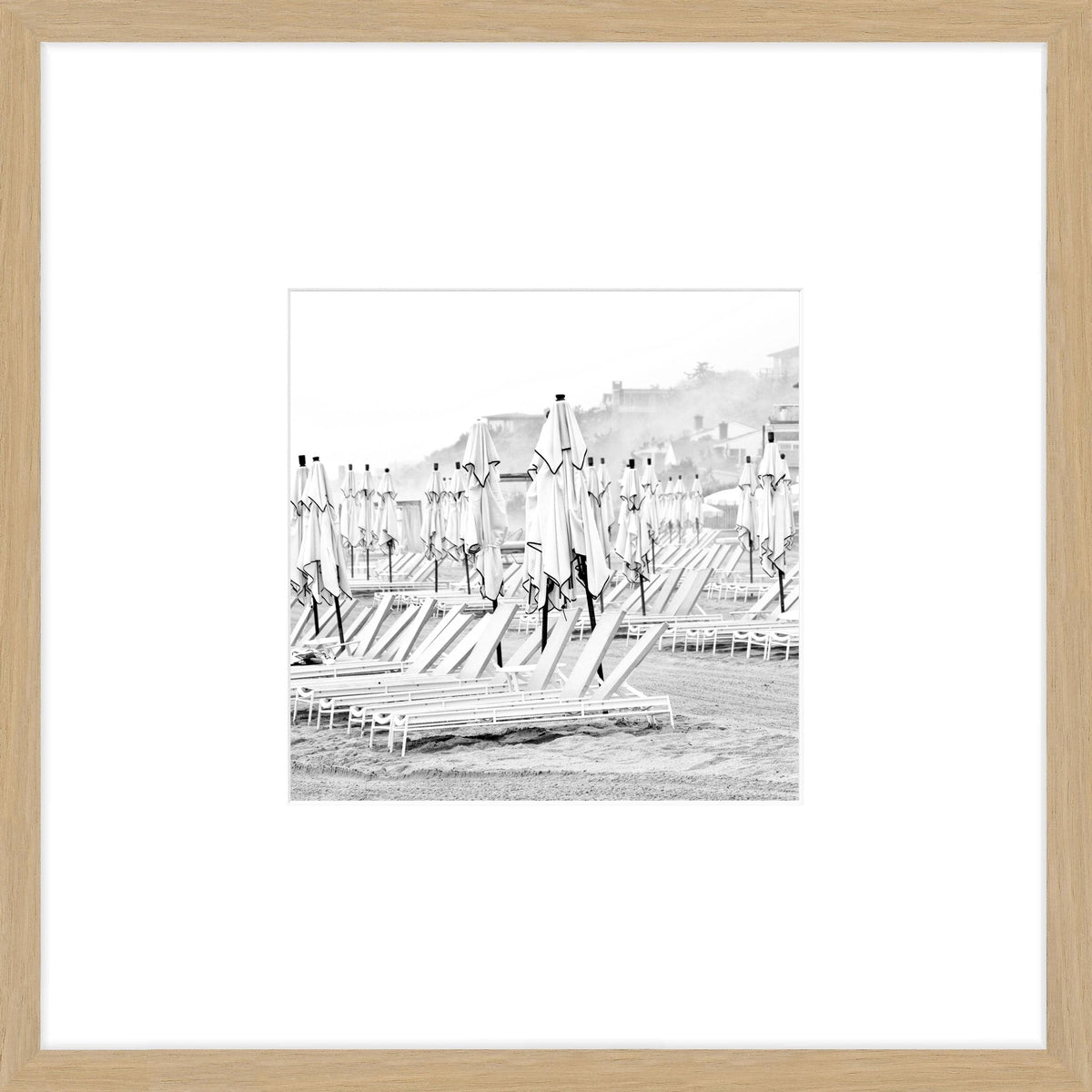 Schwarz-weiß Poster mit Rahmen von Cosman-Photocollection, Hamptons Long Island Beach, 43x43cm, dekoratives Wandbild