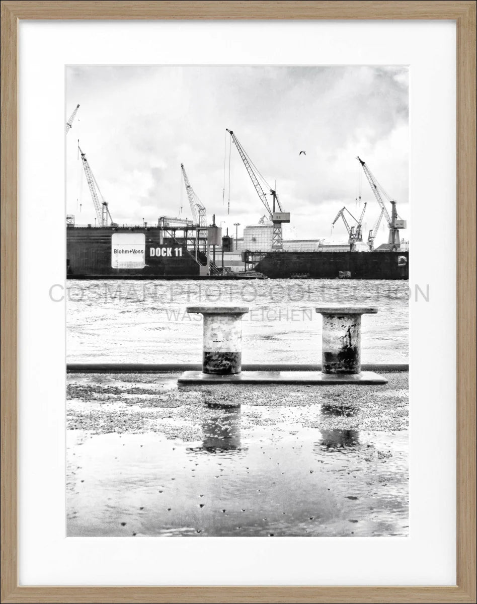 Poster mit Rahmen Hamburg Hafen ’Dock 11’ HH05K - Wandbilder