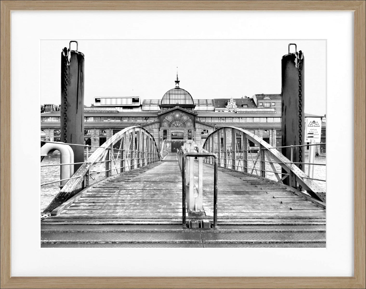 Poster mit Rahmen Hamburg Hafen ’Fischauktionshalle’ HH05