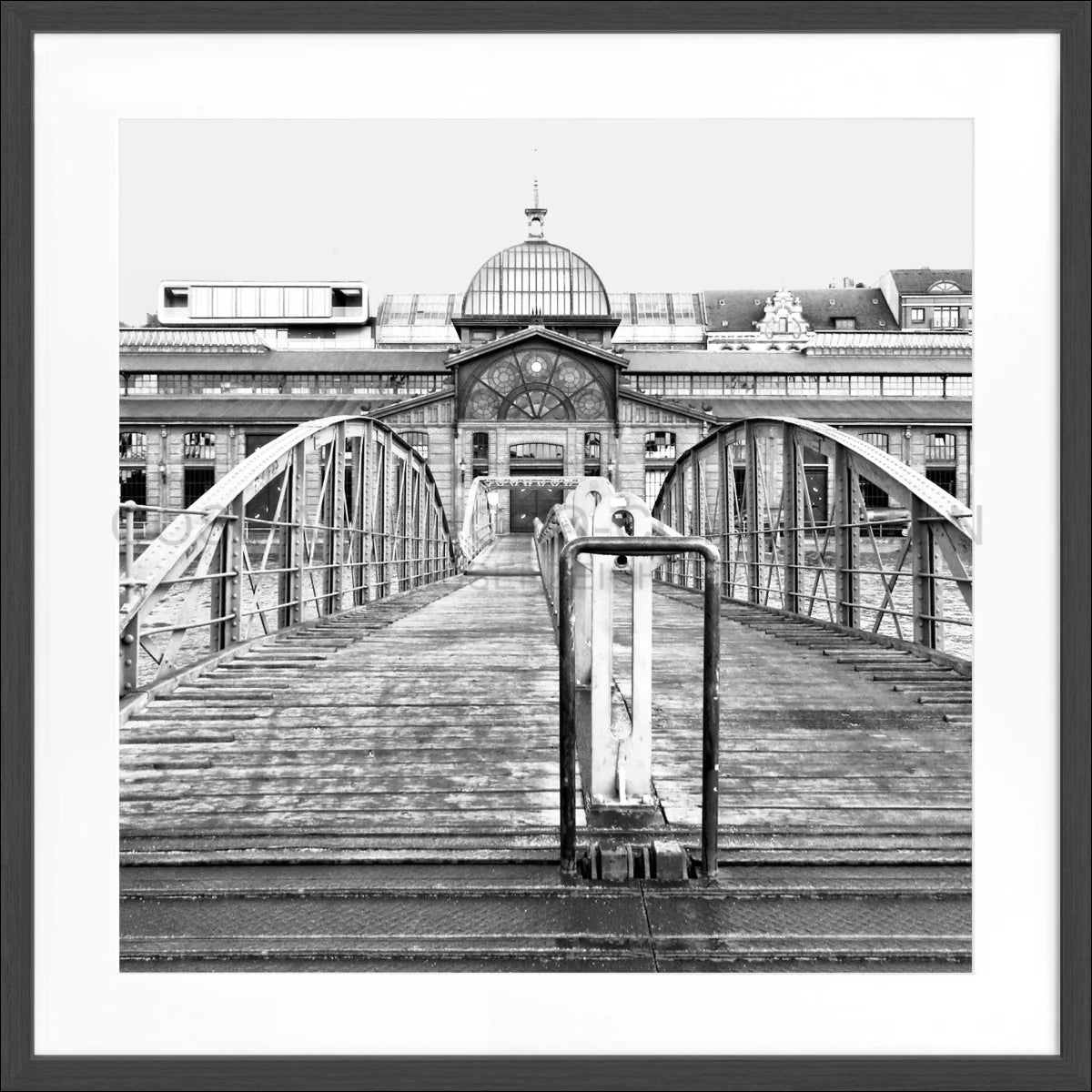 Poster mit Rahmen Hamburg Hafen ’Fischauktionshalle’ HH08