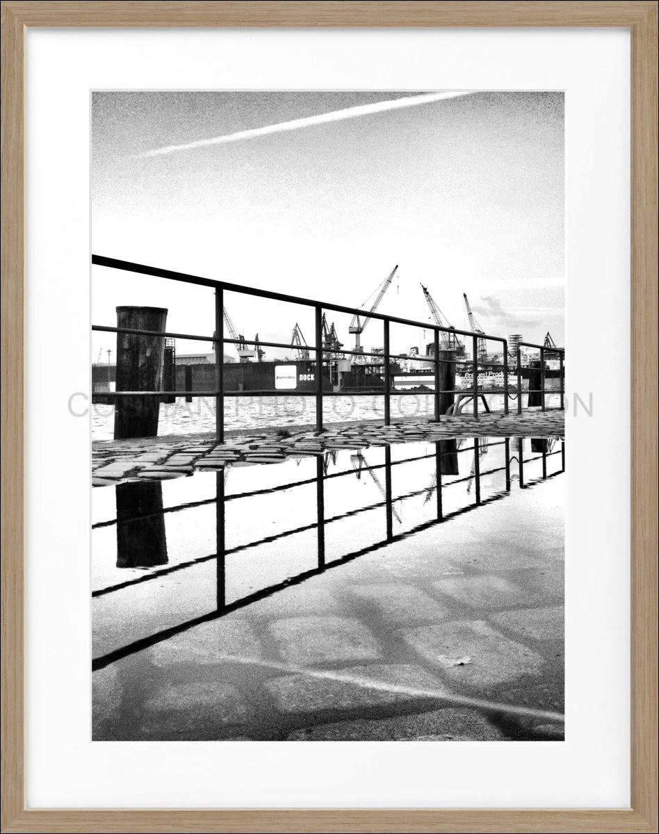 Poster mit Rahmen Hamburg Hafen ’Zaun’ HH03 - Wandbilder