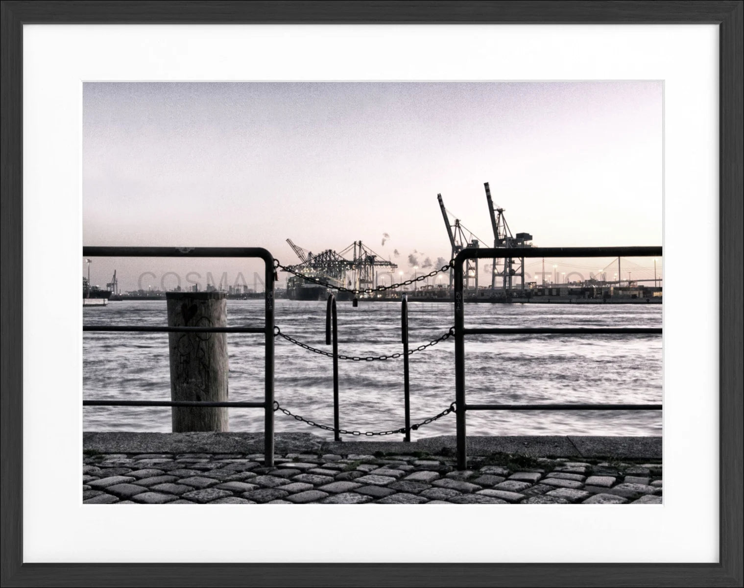 Poster mit Rahmen Hamburg Hafen ’Zaun’ HH28 - Wandbilder