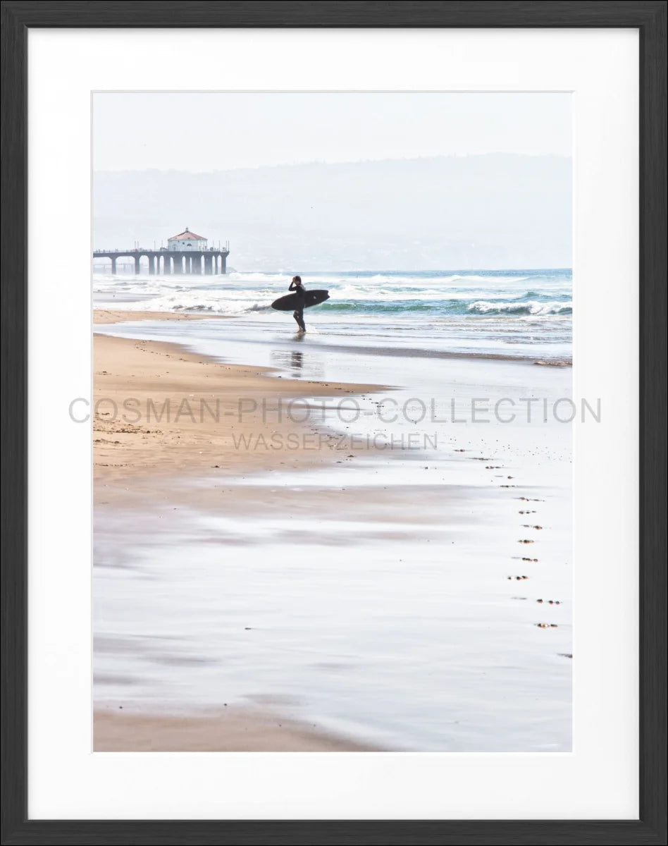 Poster mit Rahmen Kalifornien Manhattan Beach ’Surfer’ K192